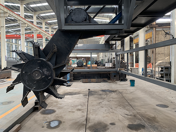 Wheel Type Compost Turner1